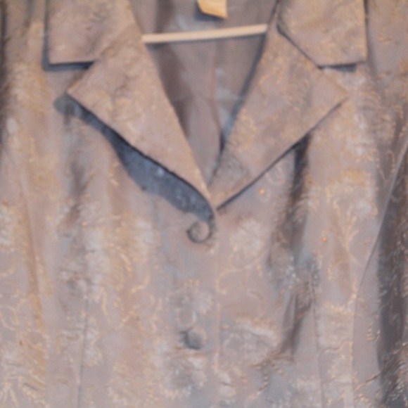 jacket - Picture 3 of 6